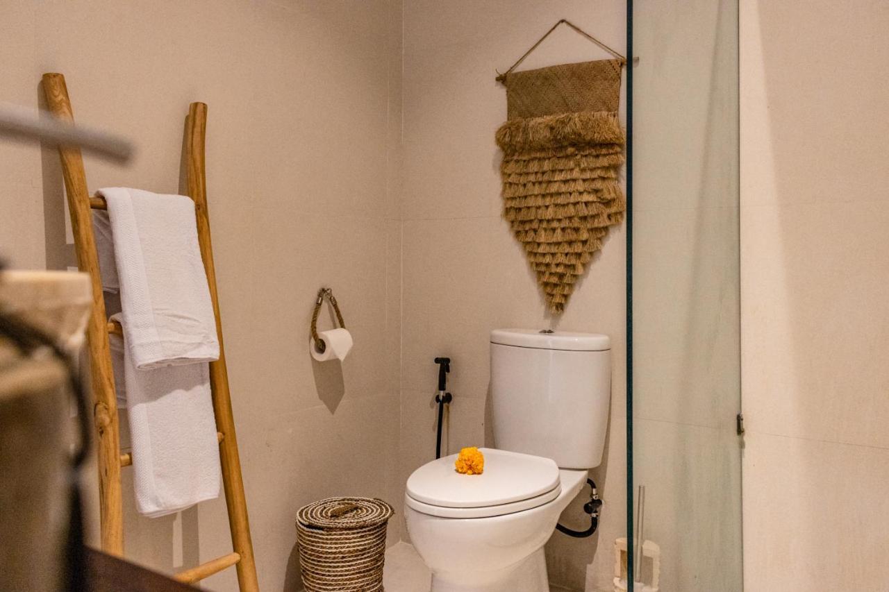 Newly Renovated Trendy 4bd Pvt In Villa