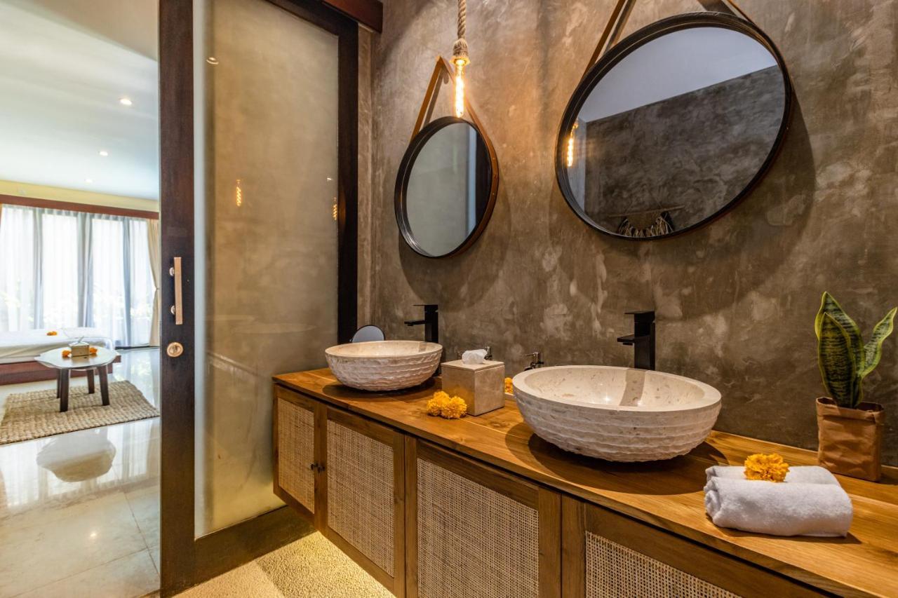 Villa Newly Renovated Trendy 4bd Pvt In Seminyak (Bali)