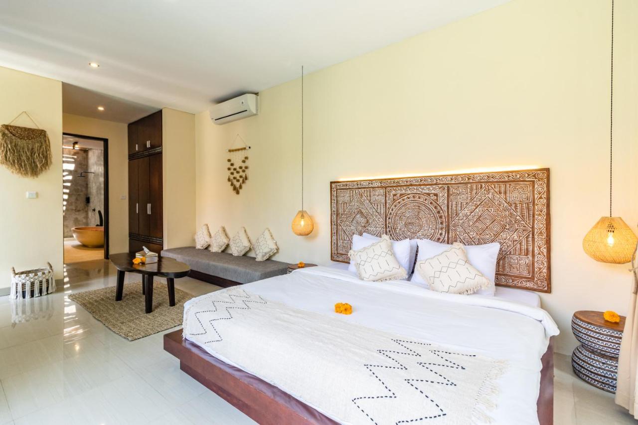 Newly Renovated Trendy 4bd Pvt In Seminyak (Bali)